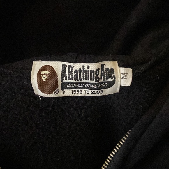 bape hoodie 🤍 - Picture 4 of 4